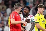 Vinicius đối mặt án phạt nặng, Martinez mất dần vị thế tại Man United
