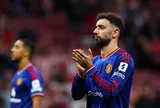Man United không tước băng đội trưởng của Bruno Fernandes giữa khủng hoảng