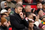 Man United nhắm Unai Emery thay Carrick, huấn luyện viên Ancelotti gây tranh cãi
