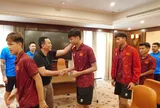 Chủ tịch VFF động viên U17 Việt Nam: “Giữ vững tinh thần trước Australia”