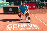 Vô địch Geneva Open 2026, Learner Tien sánh ngang kỷ lục của Michael Chang