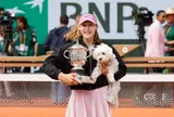 Chấm dứt hành trình cổ tích của Chwalinska, Andreeva vô địch Roland Garros