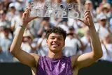 Ben Shelton giành danh hiệu sân cỏ đầu tiên trong sự nghiệp tại Stuttgart