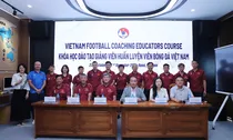 Khởi động Khóa đào tạo giảng viên huấn luyện viên bóng đá Việt Nam 2026