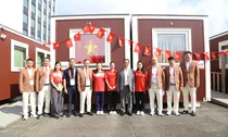 Thứ trưởng Hoàng Đạo Cương thăm, động viên Đoàn Thể thao Việt Nam tại Làng Vận động viên ASIAD 20 