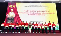 Trung tâm Đào tạo Vận động viên Cấp cao Quốc gia khen thưởng các huấn luyện viên, vận động viên giành thành tích cao tại ASIAD 20