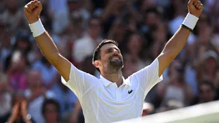Djokovic thắng trận tứ kết dài nhất lịch sử sau hơn 5 giờ bào sức