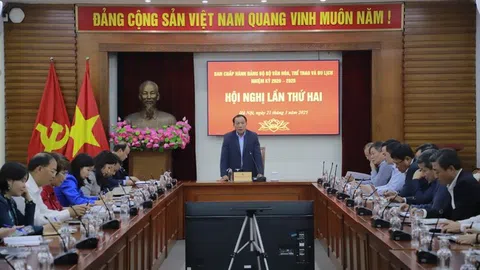 Khơi dậy mạnh mẽ tinh thần đổi mới, khát vọng vươn lên
