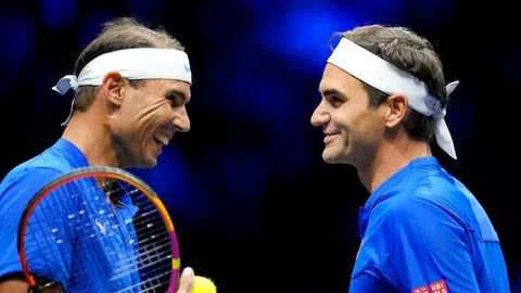 Những pha bóng đẹp mắt trong trận đánh đôi cuối cùng của Roger Federer