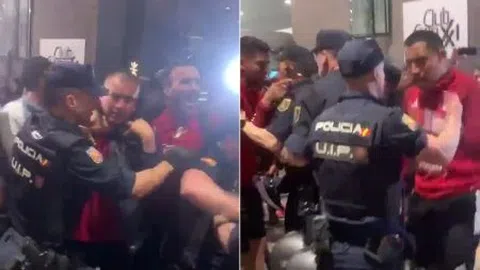Đội tuyển Peru ẩu đả với cảnh sát Tây Ban Nha 
