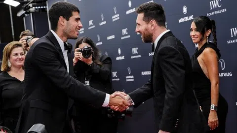 Carlos Alcaraz gặp Lionel Messi: “Thật đặc biệt! Rất đặc biệt!” 