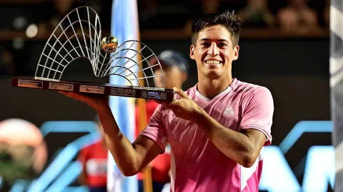 Sebastian Baez bảo vệ thành công danh hiệu tại Rio Open