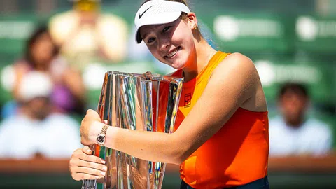 Andreeva đăng quang thuyết phục tại Indian Wells