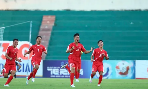 Ngược dòng khó tin trong thời gian bù giờ, U20 Triều Tiên hạ gục U20 Iran