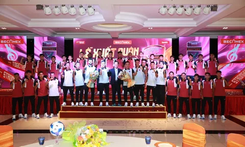 Becamex TP.HCM xuất quân, quyết tâm trở lại mái nhà xưa V.League