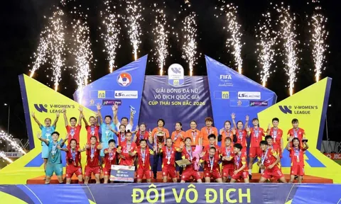 Ngày đăng quang đáng nhớ của TP.HCM I: Lần thứ 15 bước lên đỉnh vinh quang bóng đá nữ Việt Nam