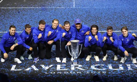 Tiếp đà thăng hoa, Zverev mang về danh hiệu Laver Cup 2026 cho đội tuyển châu Âu