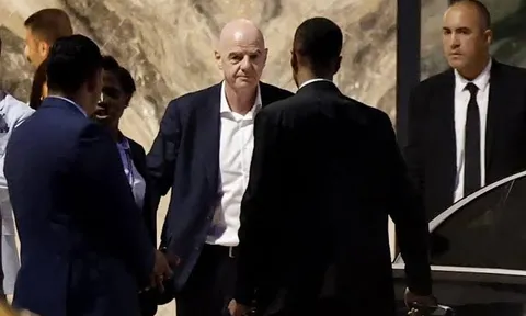 Chủ tịch Gianni Infantino bị phanh phui khoản thu nhập ngầm triệu đô từ công ty tổ chức World Cup 2026