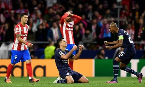 Huấn luyện viên Pep Guardiola lập kỷ lục ấn tượng ở Champions League