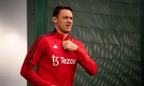 Tiền vệ Nemanja Matic tuyên bố chia tay Man United vào cuối mùa giải