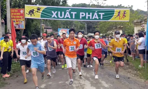 Giải chạy bộ leo núi Nhạc Sơn lần thứ II năm 2022