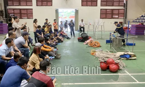 Tập huấn chuyên môn cho nhân viên cứu hộ môn Dù lượn toàn quốc năm 2022