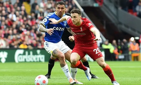 Huấn luyện viên Jurgen Klopp chỉ trích thủ môn Jordan Pickford của Everton