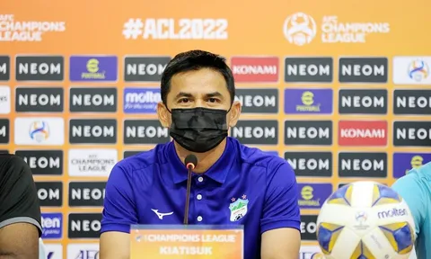 Hoàng Anh Gia Lai quyết thắng Sydney FC để đáp lại tình cảm của người hâm mộ