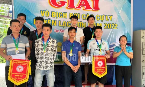 Giải vô địch Bơi các cự ly huyện Lạc Sơn