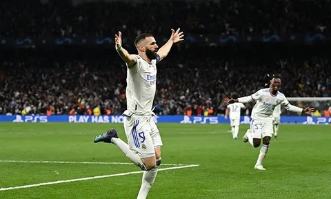 Tiền đạo Benzema cân bằng kỉ lục ghi bàn của C.Ronaldo