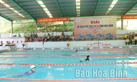 Giải vô địch Bơi các cự ly tỉnh Hòa Bình năm 2022