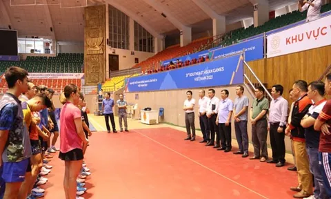 Lãnh đạo UBND tỉnh Hải Dương, Vụ Thể thao Thành tích cao II, Liên đoàn Bóng bàn Việt Nam thăm, động viên đội tuyển bóng bàn quốc gia