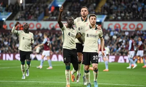 Liverpool đi vào lịch sử Premier League sau trận thắng Aston Villa