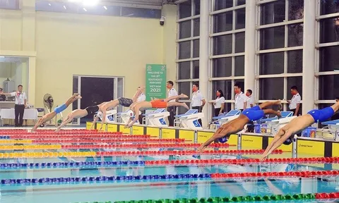 Tuyển bơi Việt Nam lần đầu tiên giành vàng nội dung 4x100m nam