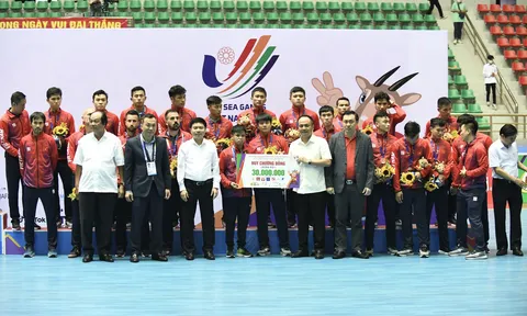 Bóng đá trong nhà SEA Games 31: Futsal Việt Nam bất lực trước Thái Lan
