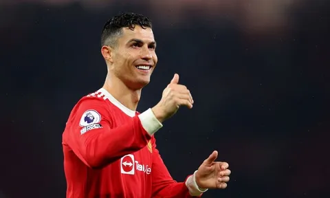 Erik ten Hag tiết lộ về tương lai của Cristiano Ronaldo