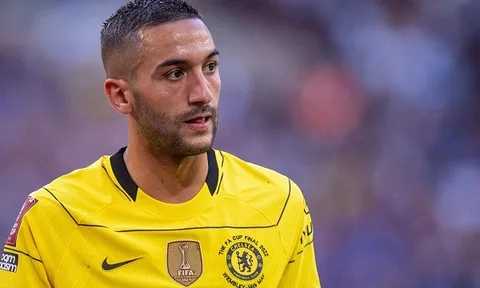 Chelsea chia tay thêm cầu thủ, rao bán Hakim Ziyech