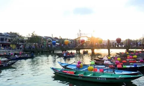 Đẩy mạnh các tour du lịch liên tỉnh tại miền Trung