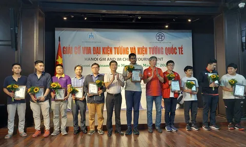 Kỳ thủ Singapore và Philippines lên ngôi vô địch tại giải cờ Vua quốc tế Hà Nội
