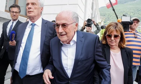 Phiên tòa xét xử cựu Chủ tịch FIFA tạm dừng vì lý do sức khỏe của ông Sepp Blatter