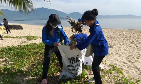 Thanh niên Đà Nẵng ra quân xử lý các điểm ô nhiễm môi trường