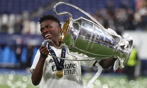 "Ngôi sao" trẻ người Brazil sắp được Real Madrid thưởng lớn