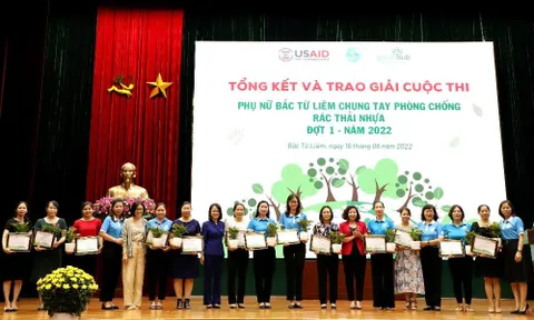 Trao giải và sơ kết cuộc thi “Phụ nữ Bắc Từ Liêm chung tay phòng chống rác thải nhựa”