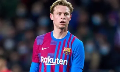 Man United muốn Barcelona giảm mức phí chuyển nhượng của Frenkie de Jong