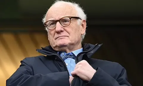 Chủ tịch Bruce Buck của Chelsea từ chức sau 19 năm gắn bó