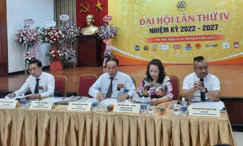 Ông Nguyễn Hữu Giới tiếp tục được bầu làm Chủ tịch Hội Thư viện Việt Nam