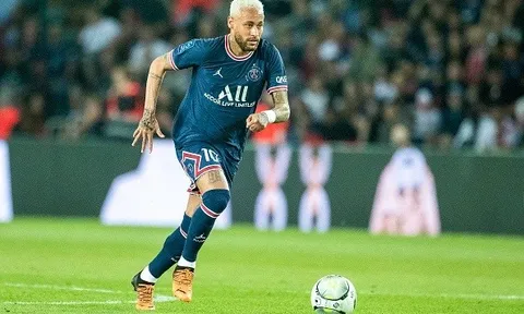 Neymar nắm quyền tự quyết về tương lai tại PSG