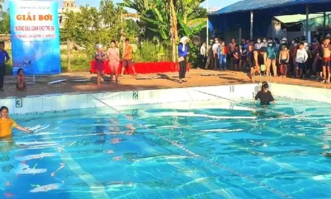 Huyện Hoài Ân tổ chức giải bơi "Đường đua xanh" cho trẻ em