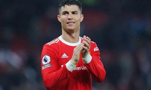 Sáng tỏ tương lai của C.Ronaldo tại Manchester United
