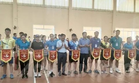 Giải Cầu lông công nhân, viên chức, người lao động thành phố Chí Linh